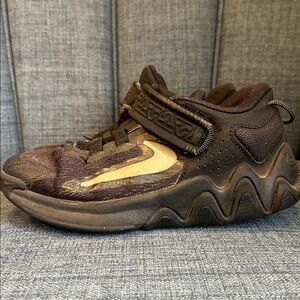 Nike Giannis Immortality kids black Velcro sneakers